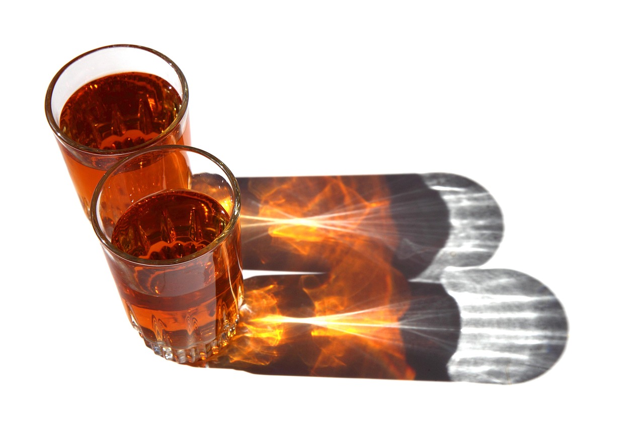 给菩萨供水，选择杯子的讲究与意义 给菩萨供水用什么杯子